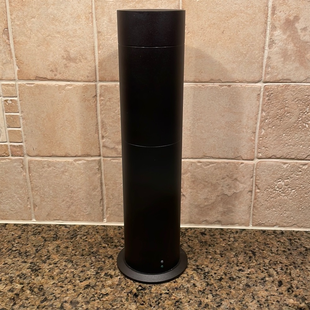 Aroma Diffuser/ Mini 360 SL. Lightly used.